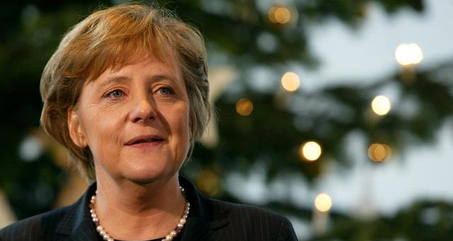 91吃瓜今日吃瓜入口:2025 年 11 月波兰货运量暴跌 42%,杜达飞北京为何被打脸?