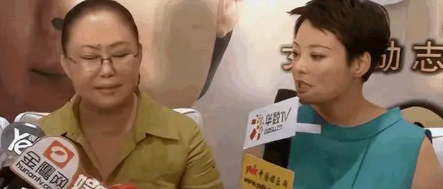 居然是真的！张兰	、向太、蔡明同录综艺	，网友：替弟弟们捏一把汗_居然是真的！张兰、向太	、蔡明同录综艺，网友：替弟弟们捏一把汗_