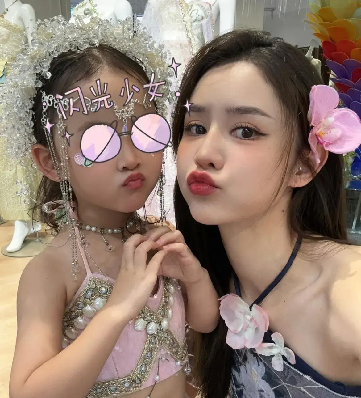 张馨月晒一家三口出游，林峯十足宠女狂魔	，4岁格格露正脸像爸爸__张馨月晒一家三口出游，林峯十足宠女狂魔，4岁格格露正脸像爸爸