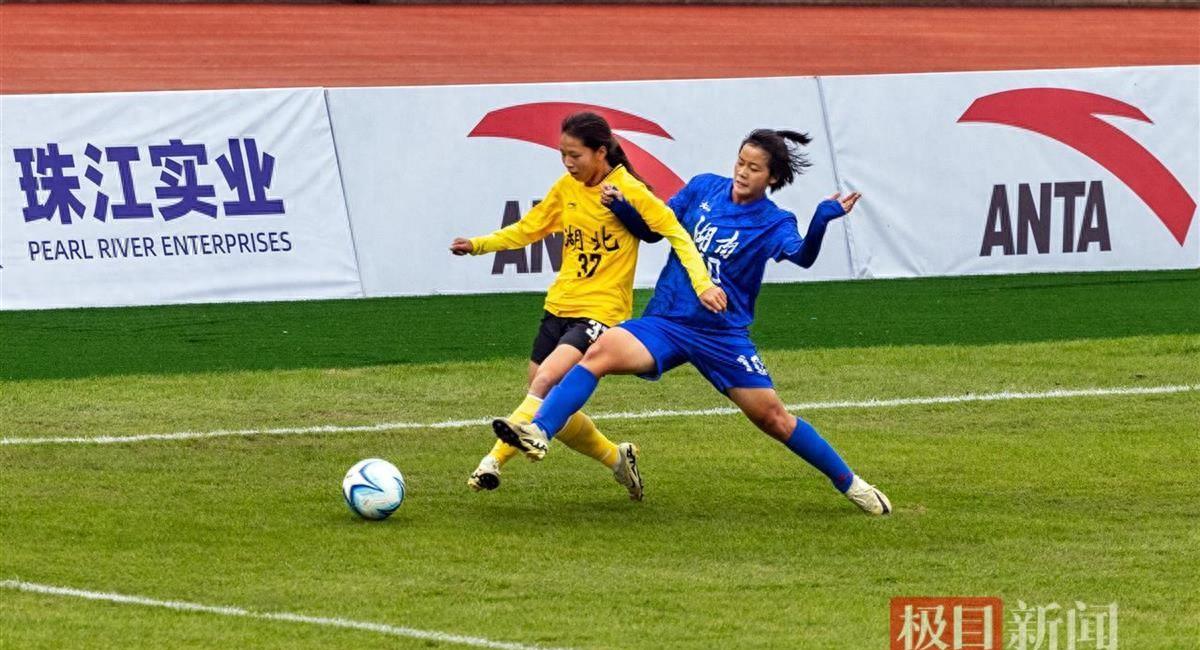 全国首届青少年三大球运动会 湖北女足2比1胜河北队仍无缘8强