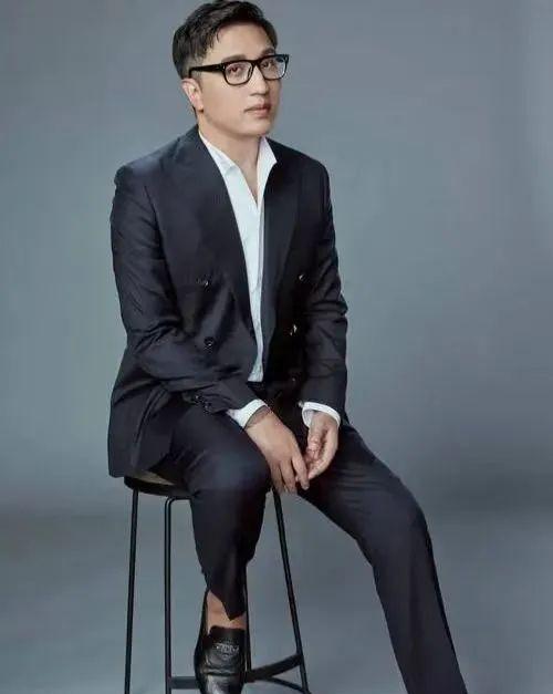_成龙打戏_成龙最精彩的打戏
