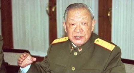 黑料app：1992年中央军委关键改组：4名军委委员背景及调整详情
