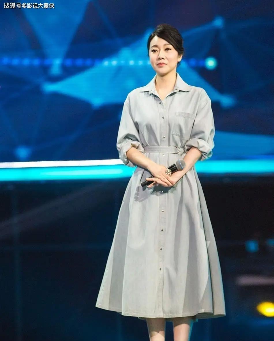 51岁的闫妮：月月都给前公婆生活费，从此以后我就是您的亲女儿__51岁的闫妮：月月都给前公婆生活费	，从此以后我就是您的亲女儿