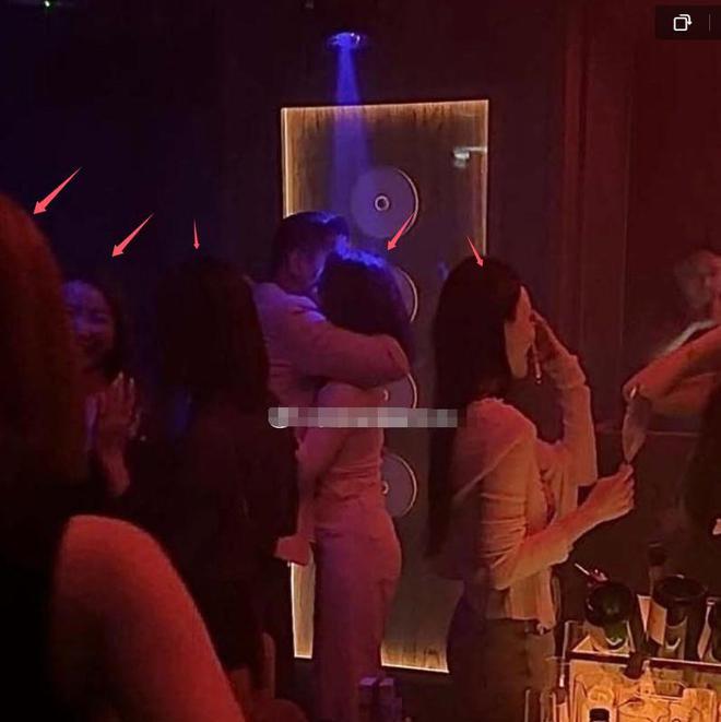 老公变身老婆_老公变身女人去卧底_