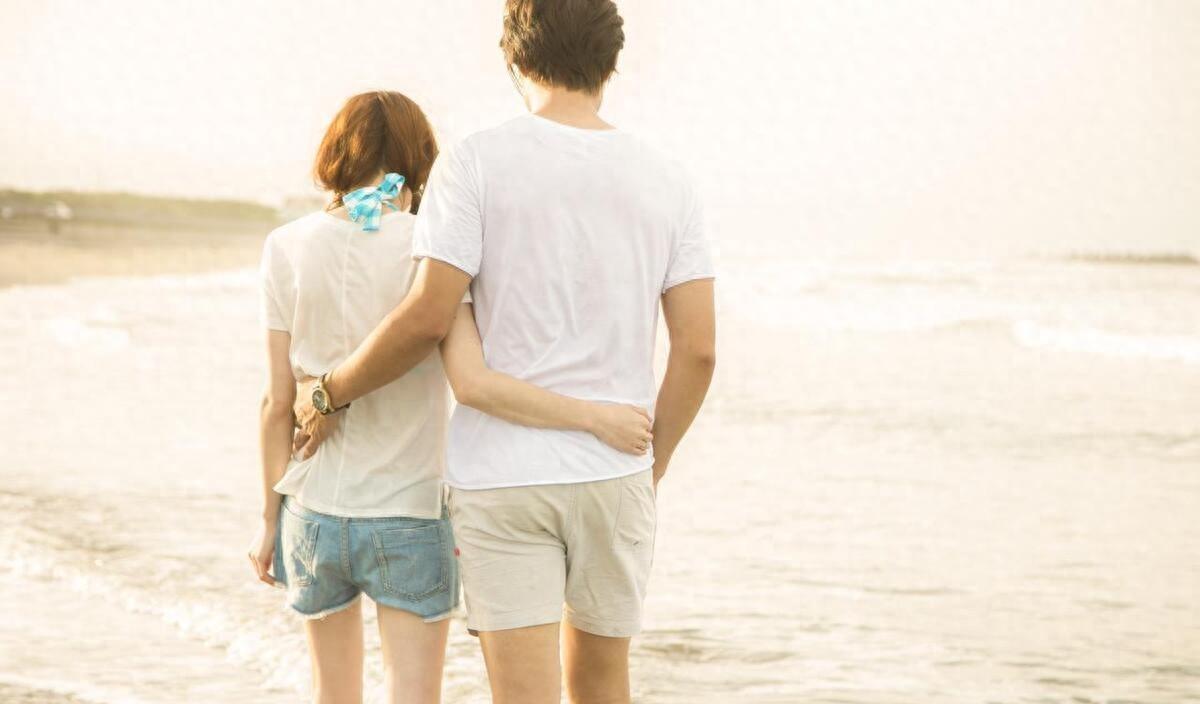 黑料网网址：男人动了离婚念头的四大表现：经济撇清、手段卑劣，如何应对？