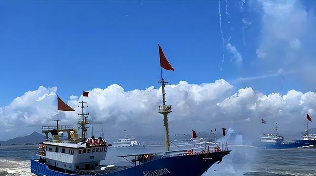 俄媒：一旦开战，中方只靠解放军难以取胜	，必须调动另一股力量！_俄媒：一旦开战，中方只靠解放军难以取胜，必须调动另一股力量！_